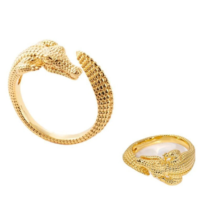 The Luxe, Crocodile Ring